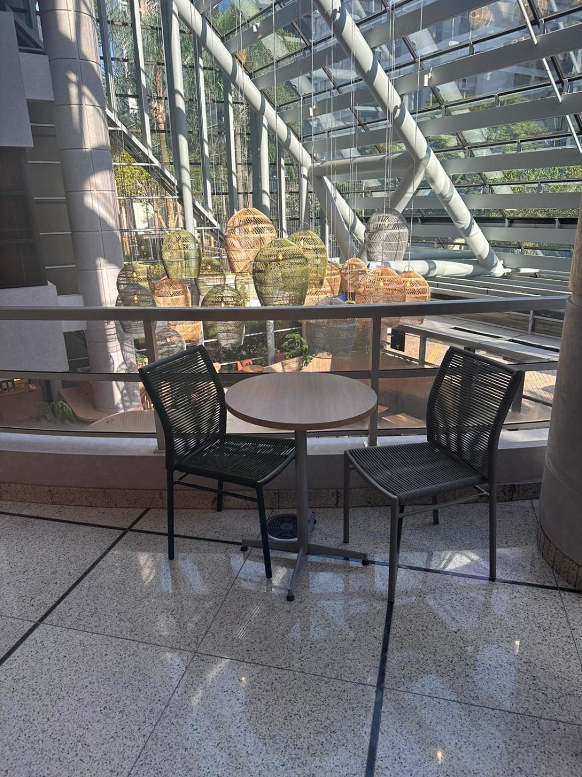 Com Sacada E Piscina Apartamento São Paulo